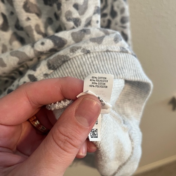 Aerie 1/4 zip leopard pullover sweatshirt XS - Picture 3 of 4